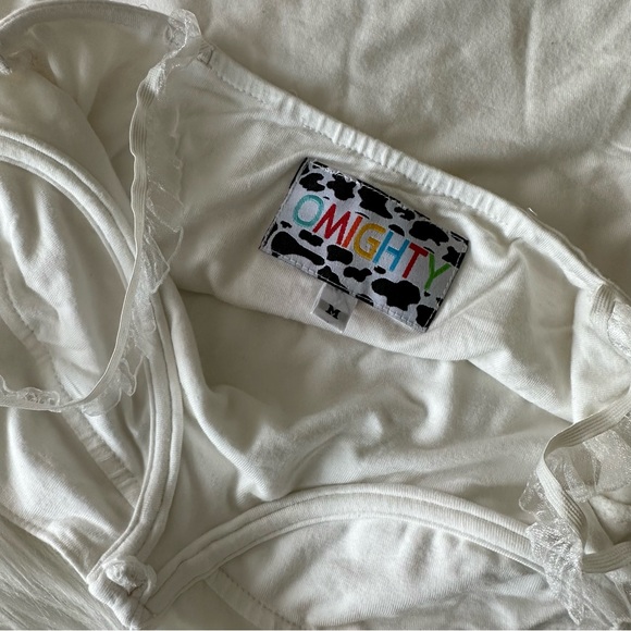 Adorable OMIGHTY one piece - Picture 5 of 5